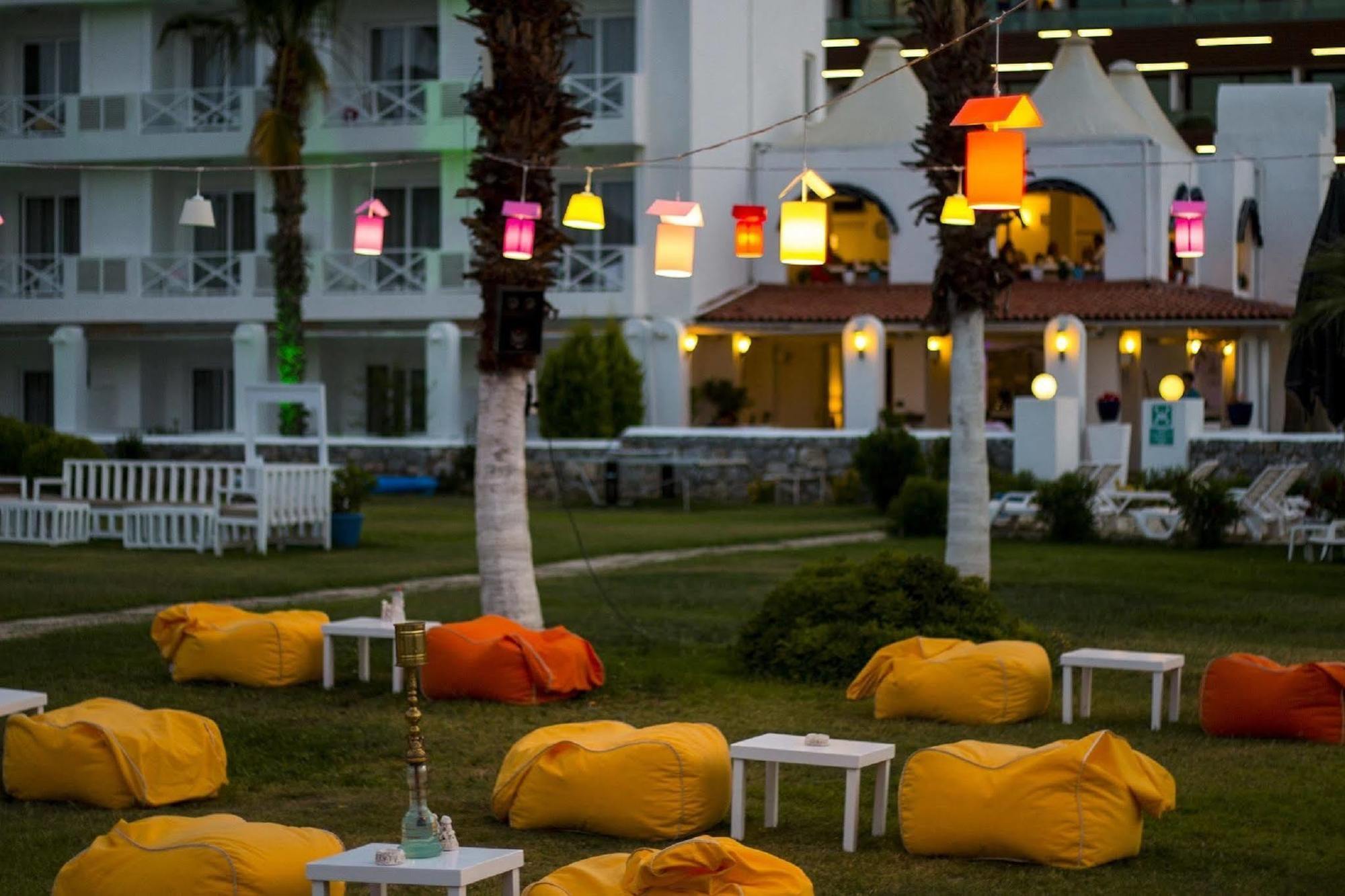 Casa & Blanca Hotel (Adults Only) İçmeler Buitenkant foto
