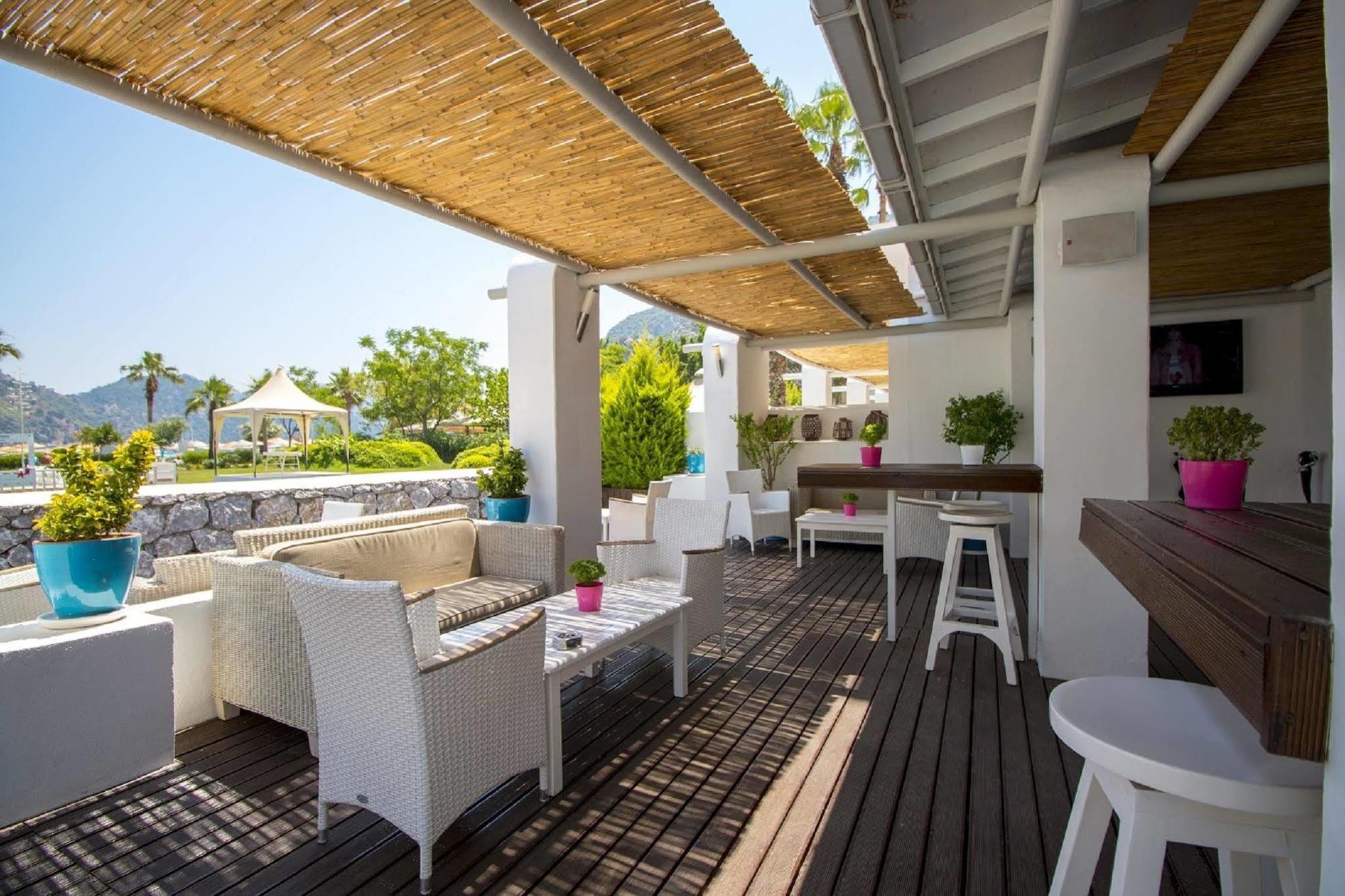 Casa & Blanca Hotel (Adults Only) İçmeler Buitenkant foto