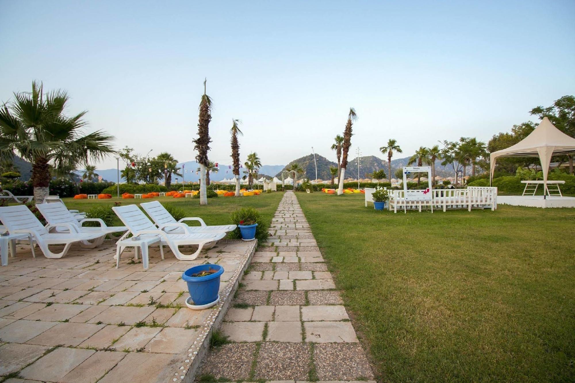 Casa & Blanca Hotel (Adults Only) İçmeler Buitenkant foto